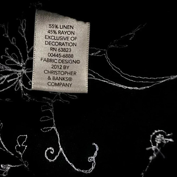 Christopher and banks skirt size medium linen blend black white floral embroidry - Picture 12 of 13